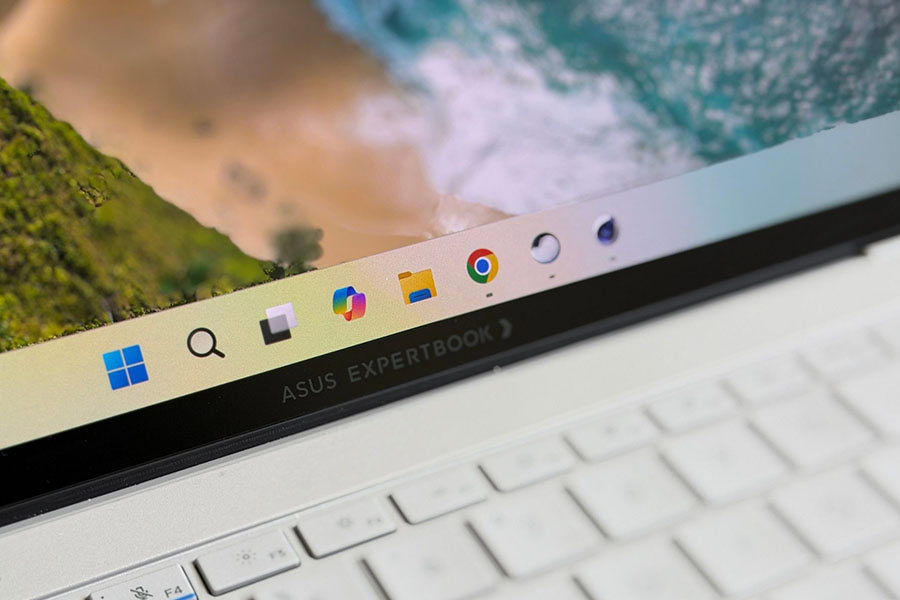 Лаптоп Asus Expertbook Ultra 4 Лаптоп Asus Expertbook Ultra